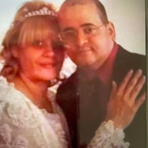 Meet your Posher, Gloria